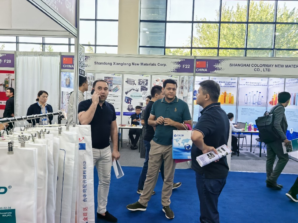 什邡市聯(lián)盛包裝有限公司董事長帶隊亮相烏茲別克展會，塑編袋與噸袋產(chǎn)品引海外關(guān)注